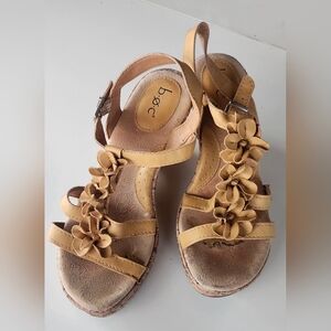 b.o.c. Yellow Floral Women's Sandals